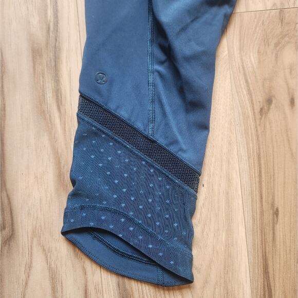 Lululemon Crop - Picture 3 of 4